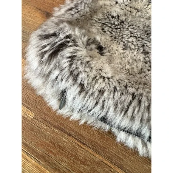 Restoration Hardware Faux Fur Pillow Cover Soft Plush RH Rectangular 26.5" X 15" - Picture 10 of 13